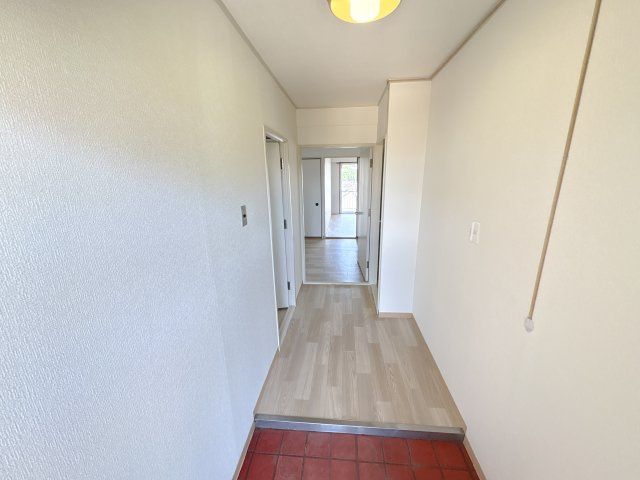 ハイネス生駒の玄関