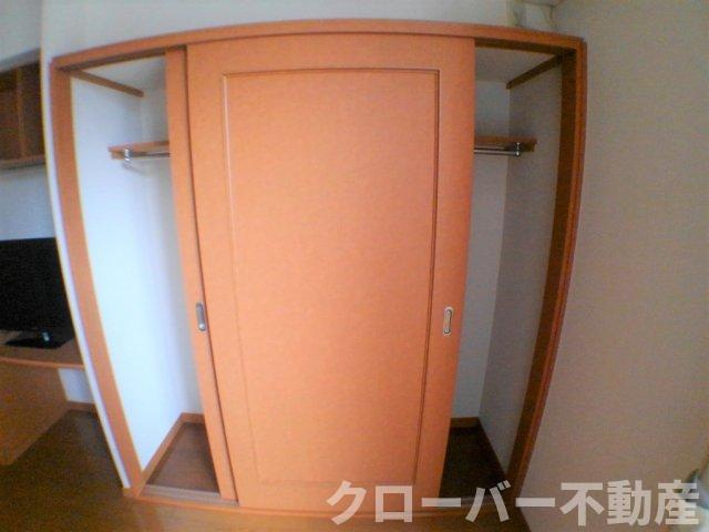 レオパレスソレーユⅡの収納