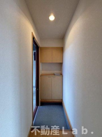 パールビュー　Ⅱ棟の玄関