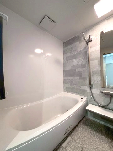 江別市文京台5-19の浴室