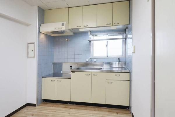 ビレッジハウス古和釜４号棟のキッチン