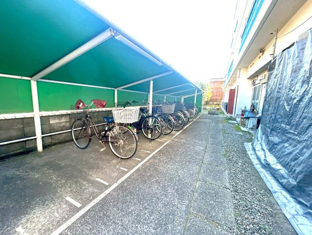 サンライフマンション　都営三田線　蓮根の駐車場