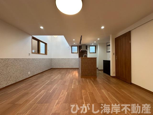 茅ヶ崎市浜竹3丁目　新築戸建　全４棟のダイニング|17.9帖　床暖房付LDK