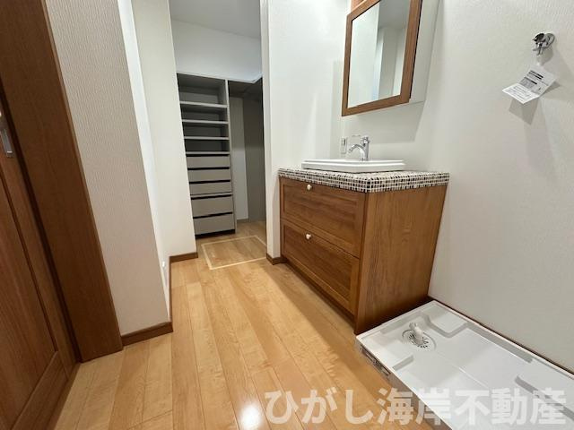 茅ヶ崎市浜竹3丁目　新築戸建　全４棟の脱衣所|脱衣スペース
