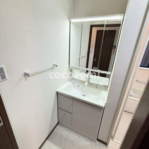 橋本尻江車庫付戸建ての洗面所