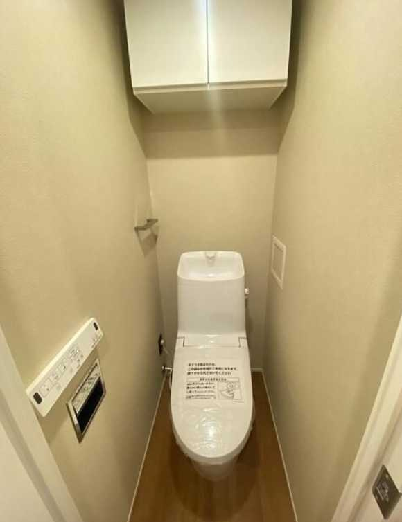 アトリオフラッツ三軒茶屋North　フリーレント　礼金０　新築のトイレ