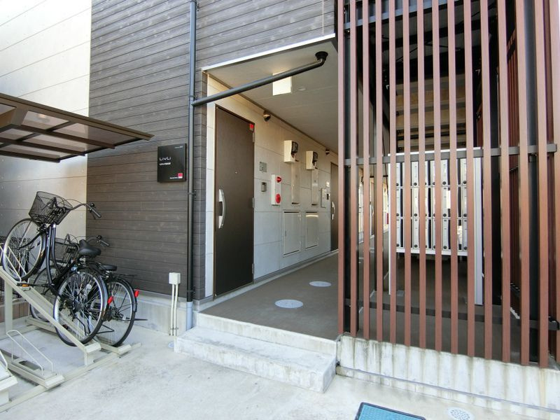 リブリ・FERIOⅣのエントランス