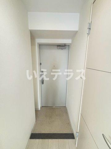 レユシール塚本の玄関