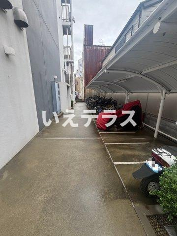 レユシール塚本のロビー