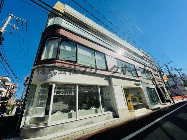 武蔵野市吉祥寺本町２丁目の賃貸マンションの外観