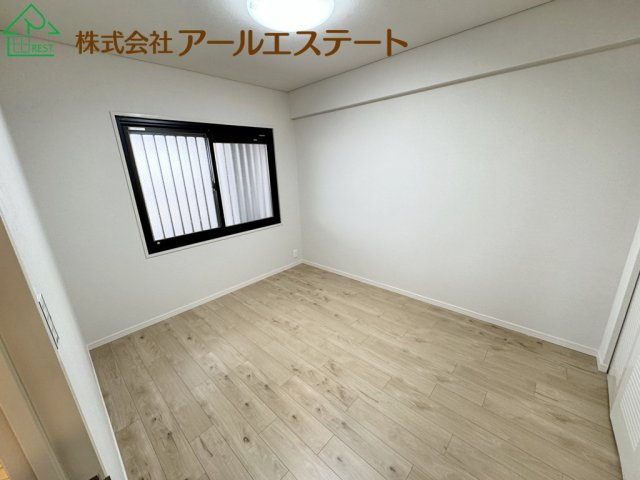ネオハイツ姫路アメティ228　山陽電鉄「西飾磨駅」徒歩15分の洋室
