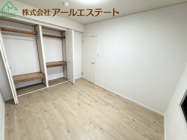 ネオハイツ姫路アメティ228　山陽電鉄「西飾磨駅」徒歩15分の洋室