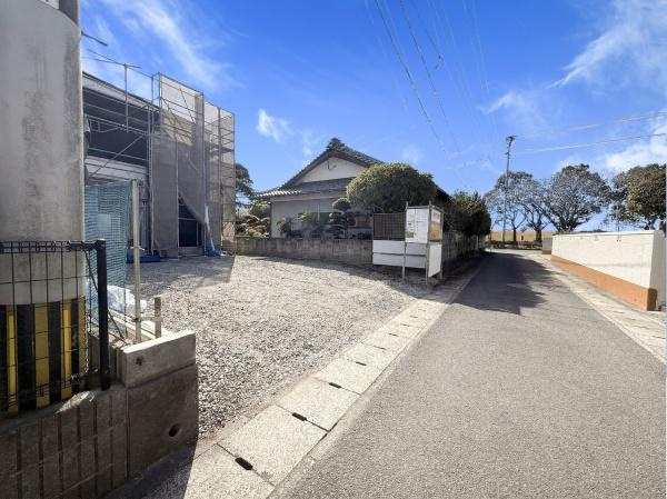 須賀一丁目　新築の前面道路含む現地写真|前面道路含む現地