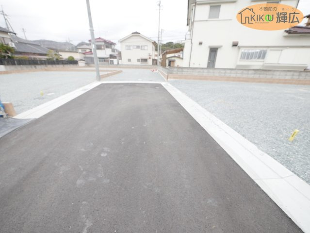高砂市阿弥陀町魚橋（全17）土地15号地の前面道路含む現地写真