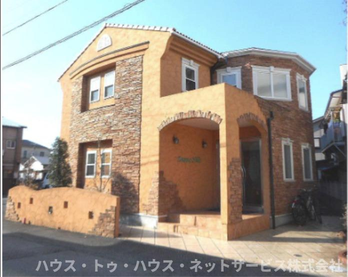 ドムスヒルズ光ヶ丘のエントランス