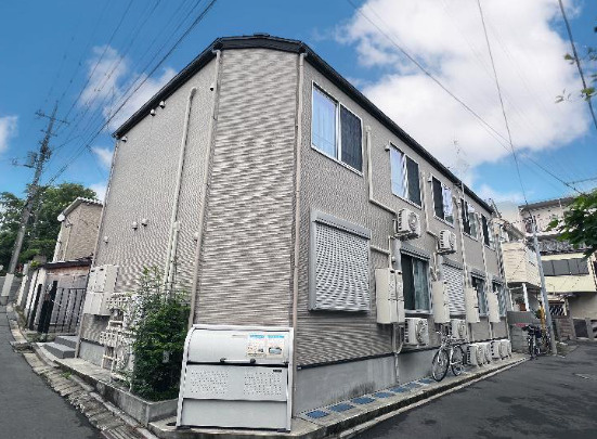 クレストールNBのエントランス