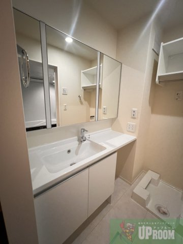 シェルメールの周辺