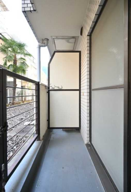 ハイタウン駒沢公園　分譲賃貸　陽当たり良好　学生さんオススメのバルコニー