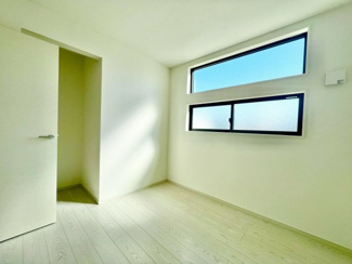 【洋室】 | 高師浜２丁目　新築分譲住宅　全３区画