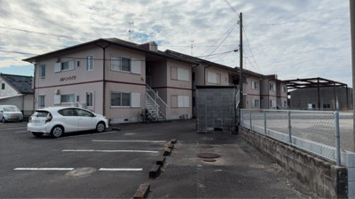 【外観】 | メルヘンハイツA・B・C棟