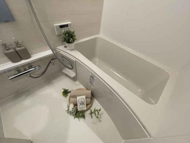 【浴室】 | ＧＳハイム徳丸 | 浴室暖房換気乾燥機付きのシステムバス採用（ふろ自動・追い焚き機能付き）