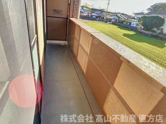 北九州市八幡西区大字馬場山のアパートのバルコニー