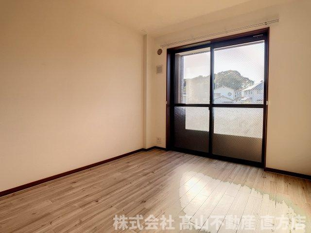北九州市八幡西区大字馬場山のアパートの洋室