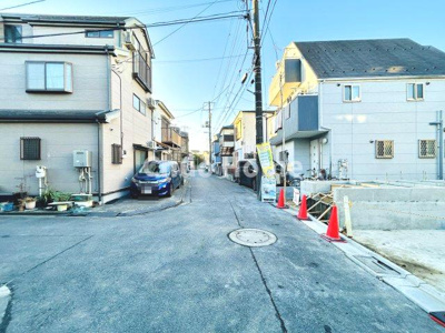 【前面道路含む現地写真】 | 葛飾区新宿1丁目新築分譲住宅 | 全面道路