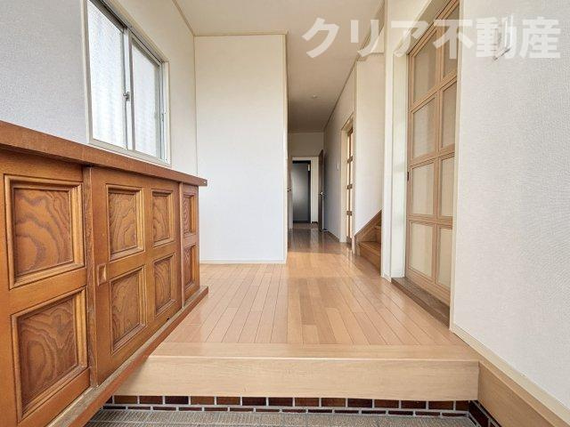 【玄関】 | 水回り新品！前橋市天川原町2丁目　中古住宅