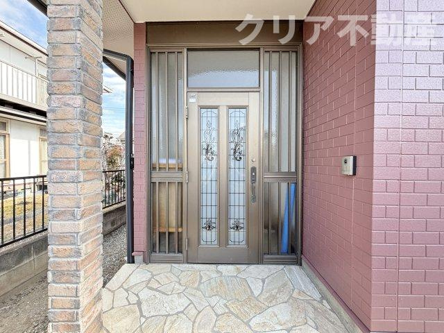 【玄関】 | 水回り新品！前橋市天川原町2丁目　中古住宅