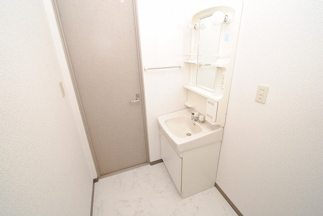 ハミングタウン合川の独立洗面台|独立洗面台で身支度をすべて済ませてしまいましょう