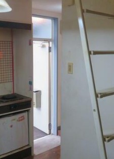 ティファニーいぶき野の玄関