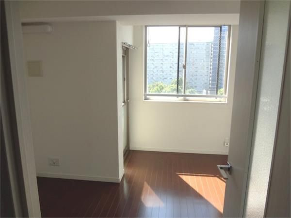 ラ・エテルノ大島ウーノの居間・リビング