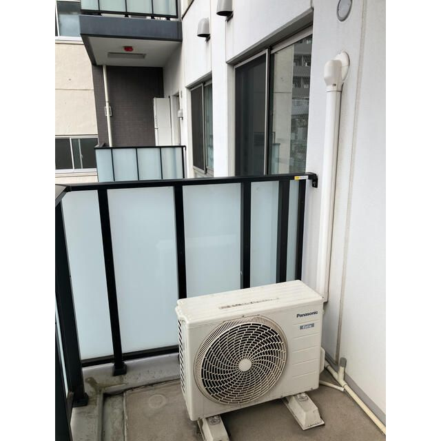 コスモグランス東日暮里のバルコニー