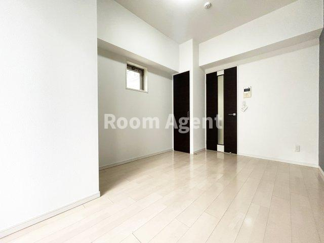 エルザビル名古屋駅前の居間・リビング