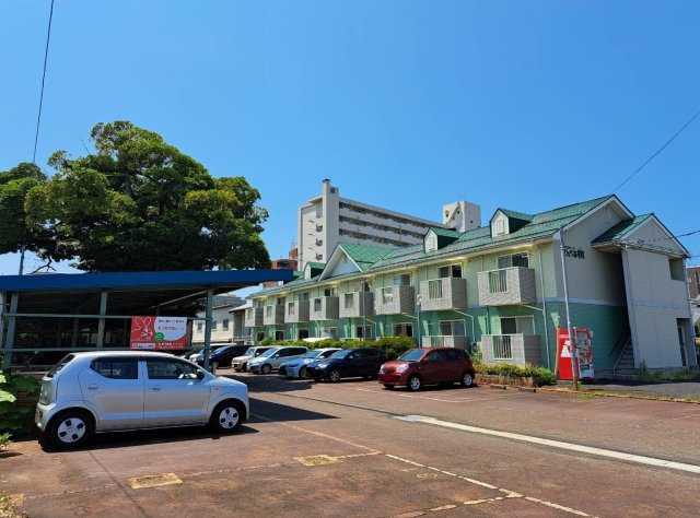 新潟市中央区明石２丁目のアパート