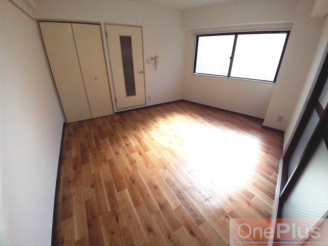 ダイヤデートの洋室