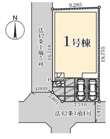 三郷市　東町　新築戸建　全1棟の区画図|開放感のある角地に位置する新築戸建。2方向が道路に面しているため、圧迫感が少なく、採光や風通しにも期待できる住まいです。敷地内にはカースペース2台分を確保しており、ご家族でお車をお持ちの方にも便利。