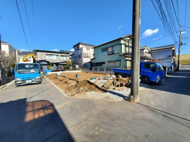 三郷市　東町　新築戸建　全1棟の前面道路含む現地写真|前面道路含む現地写真です
