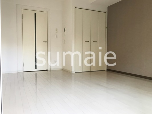 アイビーコートの洋室|人気のフローリングです。