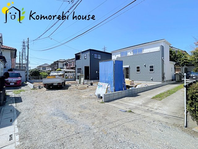 桶川市末広　新築一戸建て　リーブルガーデン　02の前面道路含む現地写真|26.4.11撮影済み
