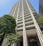 パークコート虎ノ門愛宕タワーの外観