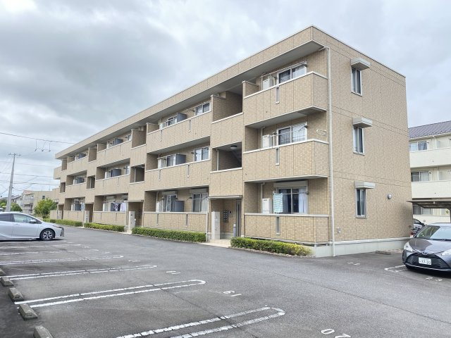 クレッセントの外観