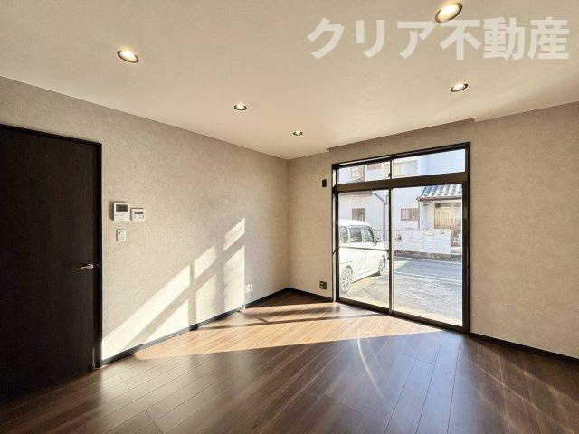 【居間・リビング】 | 高崎市井野町　中古住宅