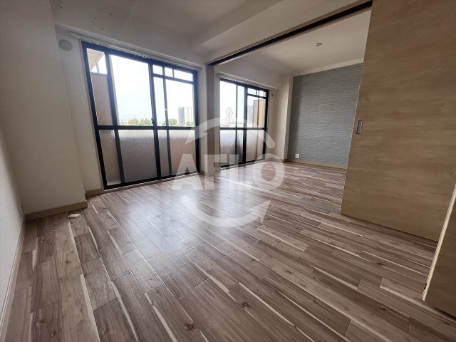 ファイブコート今川　桑津小学校の洋室|ファイブコート今川　洋室