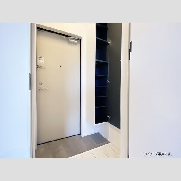 Jack hachimanⅣの玄関