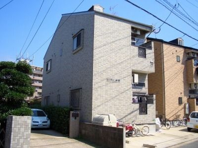 レーヴィ井尻