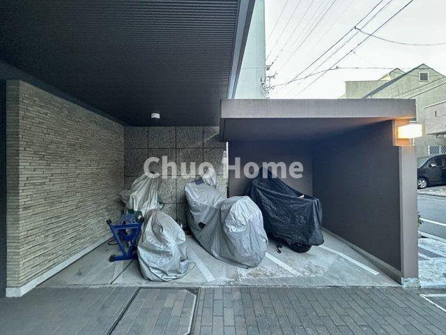 イニシア墨田押上の駐車場|【バイク置場】最新の空き状況や費用などの詳細は担当スタッフまでお問い合わせください。