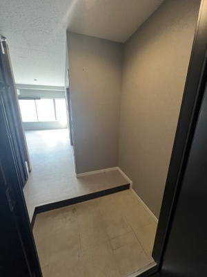 【玄関】 | 八千代ビル