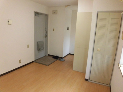 【居間・リビング】 | プレアール井高野 | 綺麗なお部屋です。